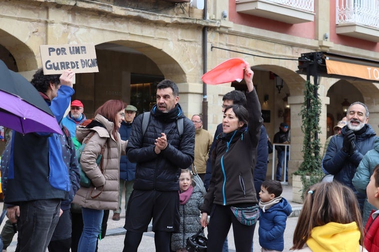 Los padres de la guardería de Haro salen a la calle para exigir «reparaciones urgentes y definitivas»